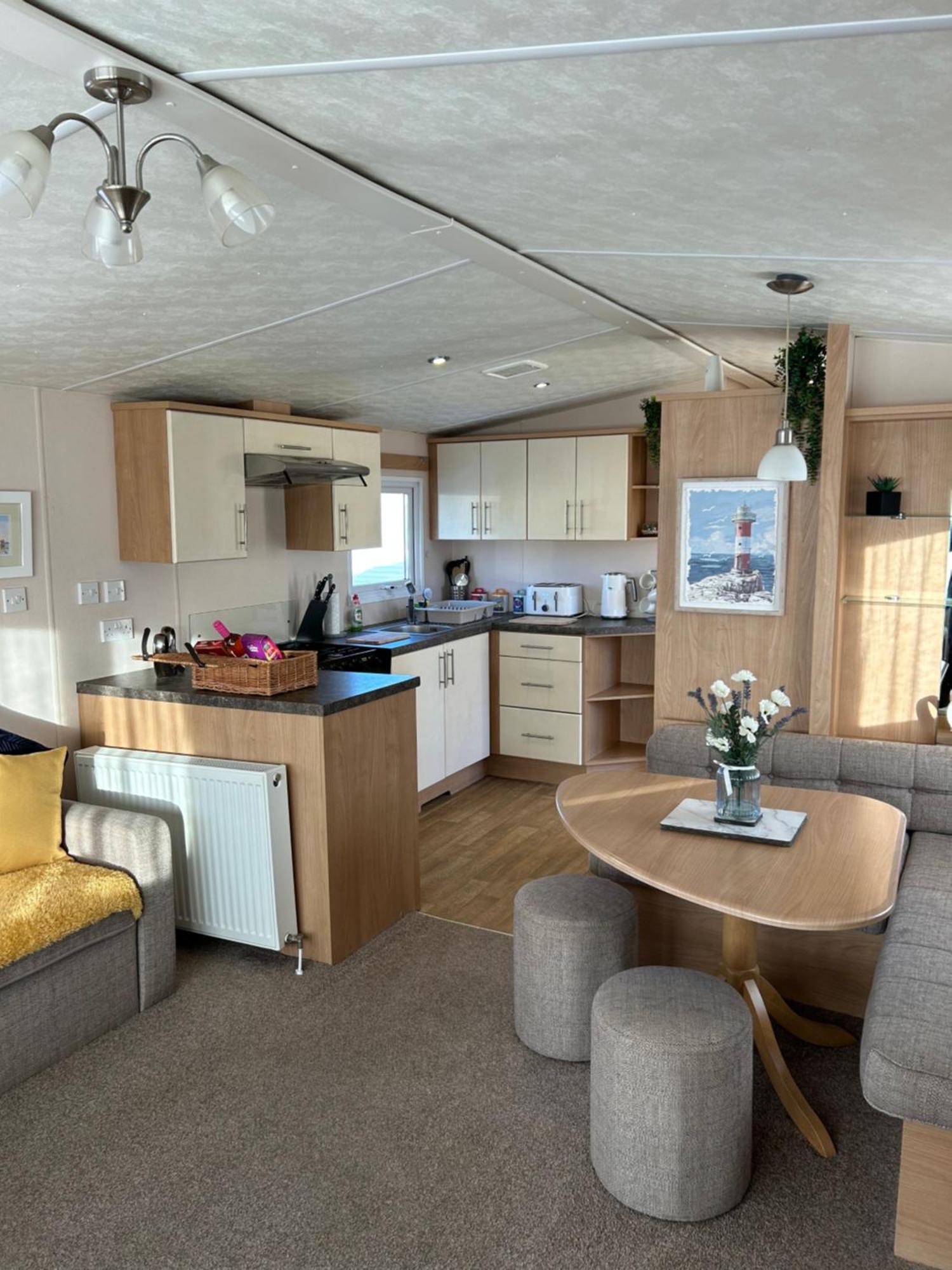 Phoenix Caravan Hire, Trecco Bay Porthcawl Exterior foto